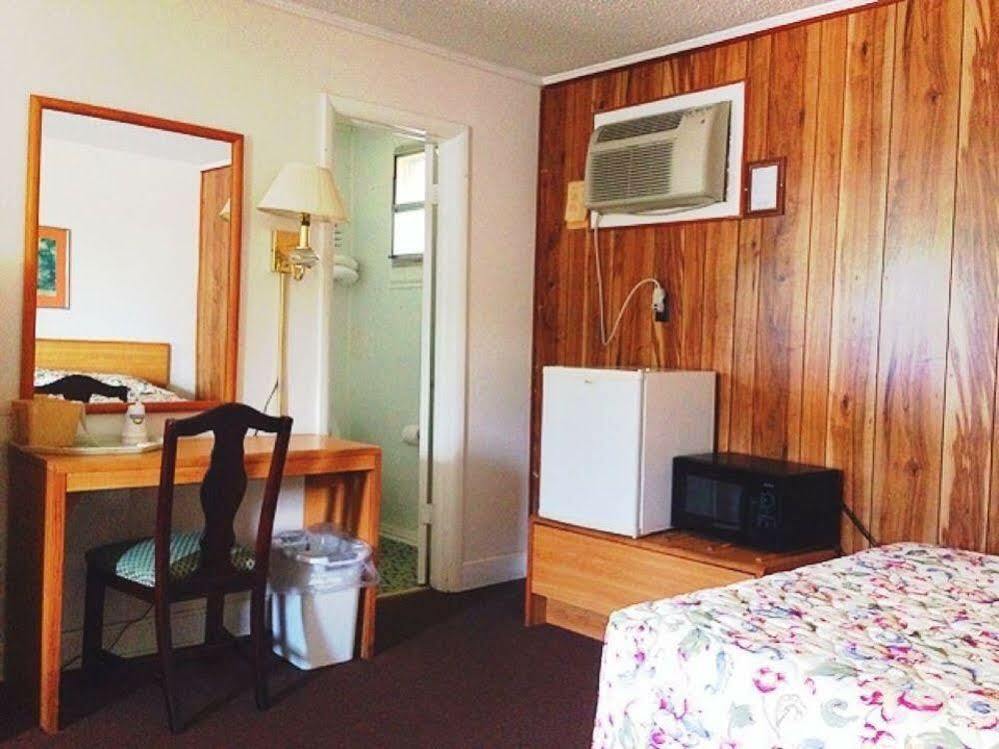 Liberty Inn 스코츠보로 외부 사진