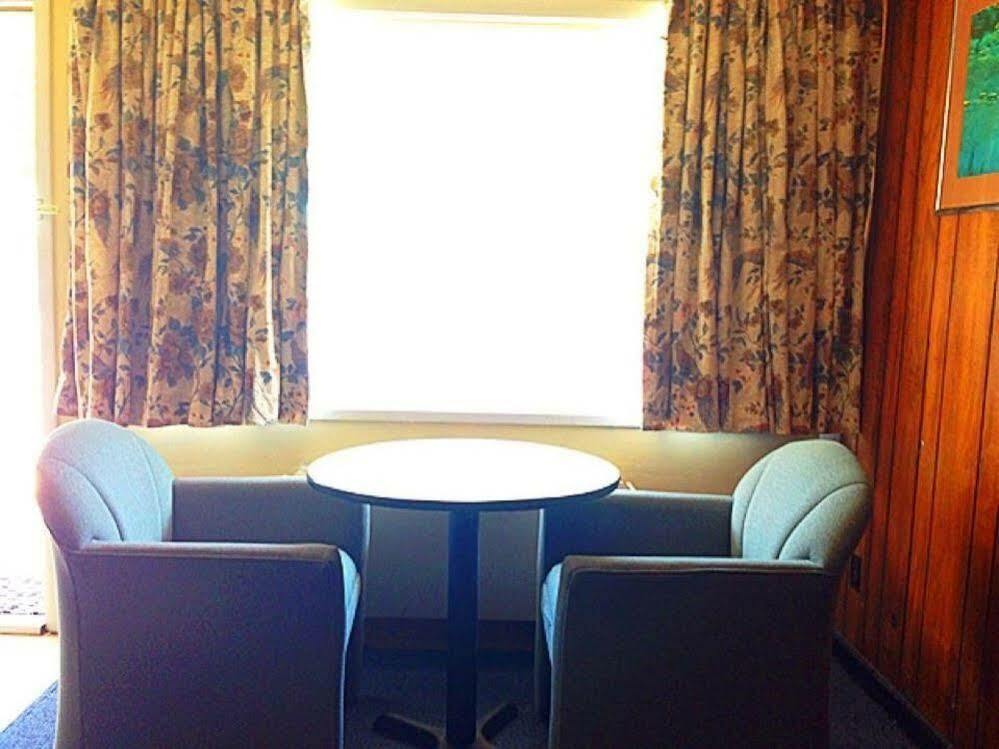 Liberty Inn 스코츠보로 외부 사진