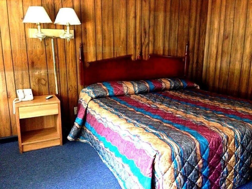 Liberty Inn 스코츠보로 외부 사진